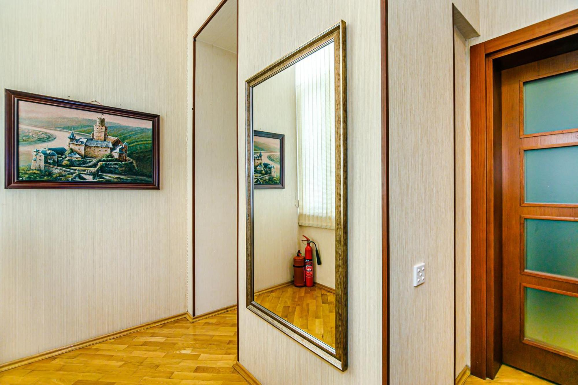 Sultan Apartment In Nizami Street Баку Екстериор снимка