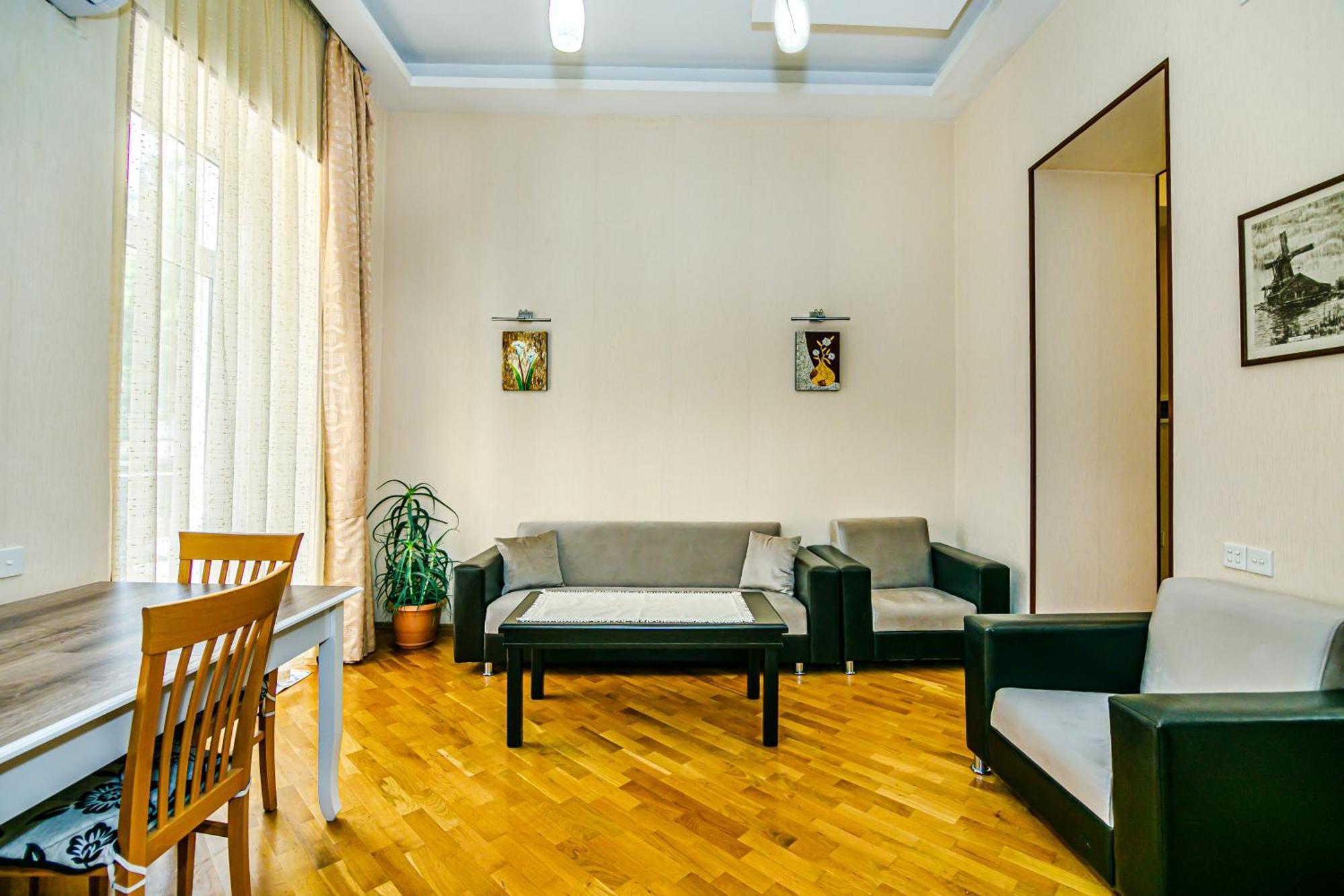 Sultan Apartment In Nizami Street Баку Екстериор снимка